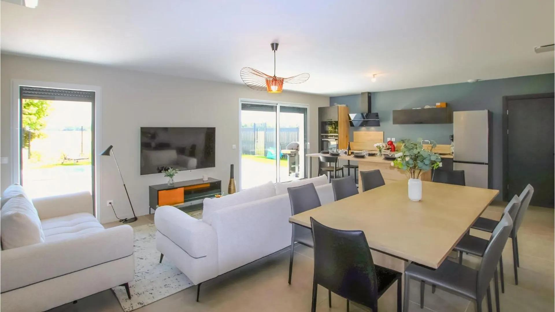 4 Bedroom Stunning Home In Cleon Dandran Cleon-d'Andran