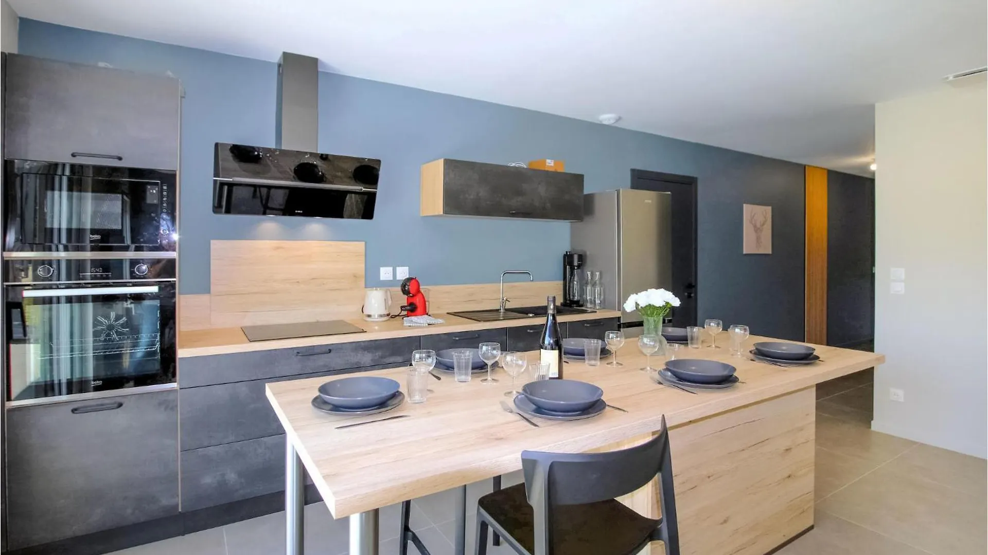 4 Bedroom Stunning Home In Cleon Dandran Holiday home Cleon-d'Andran